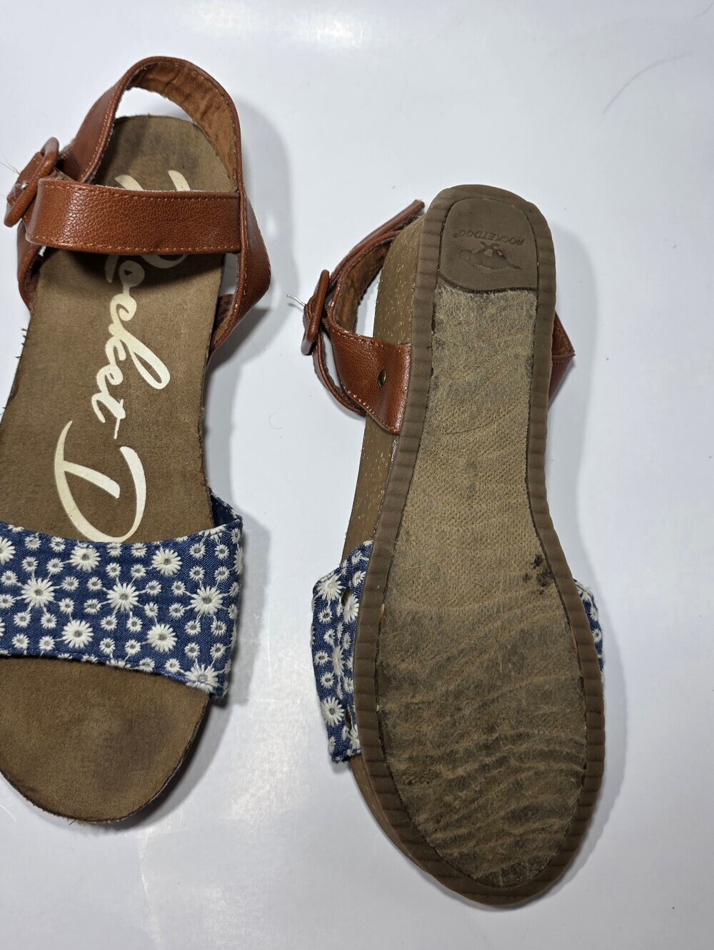 Rocket Dog Women's Floral Daisy Print Flat Sandals Brown Ankle Strap Size 6.5 - Picture 2 of 6